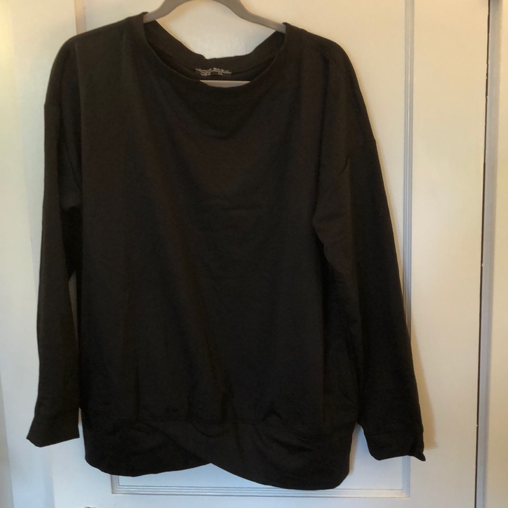 Black jersey pullover “sweatshirt”